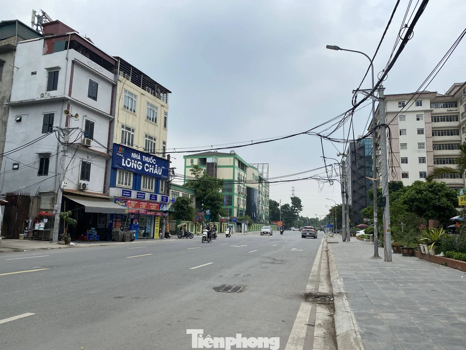 Sau cải tạo, tuyến phố ở Hà Nội không còn cây xanh Sau cải tạo, tuyến phố ở Hà Nội không còn cây xanh