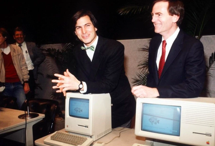 Steve Jobs: Cú sốc mất việc ở tuổi 30 và cuộc trở lại làm thay đổi thế giới Steve Jobs: Cú sốc mất việc ở tuổi 30 và cuộc trở lại làm thay đổi thế giới