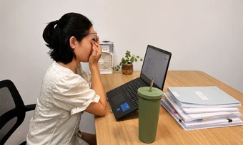Stress vì nắng nóng - Báo TinVina