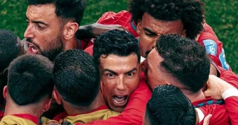 Sự thật bất ngờ về ảnh ghi khoảnh khắc lịch sử của Ronaldo trong World Cup