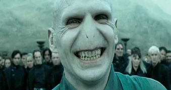Sự thật rợn người về chúa tể Voldemort: Bản chất tà ác và tâm lý biến thái vượt xa trên phim ảnh