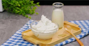Sữa chua Hy Lạp và kiểu Hy Lạp, tên gọi có quyết định chất lượng?