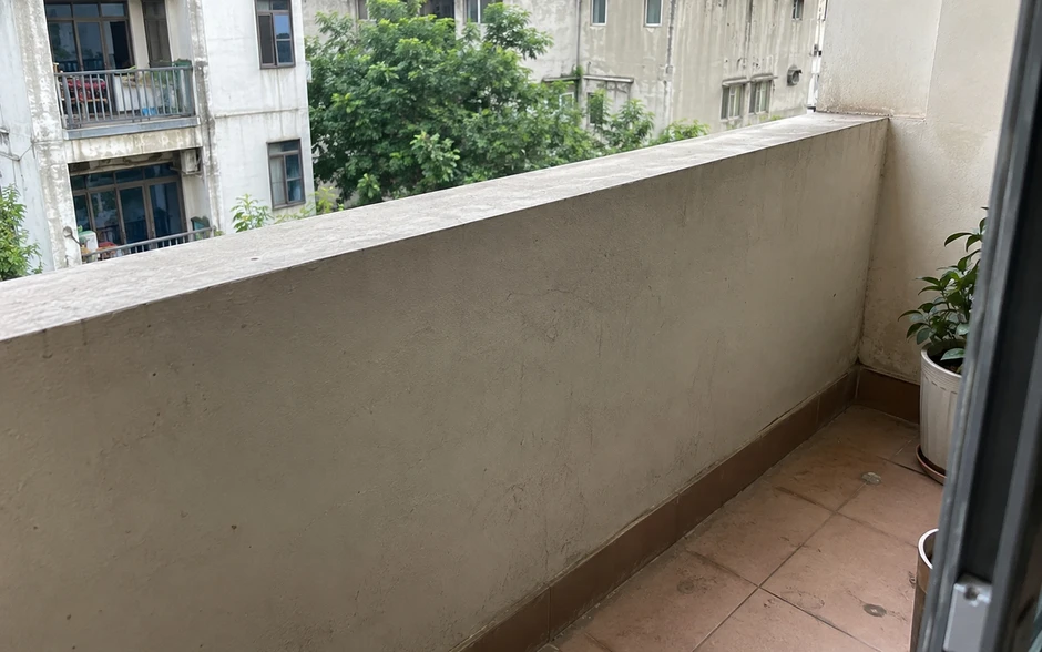 Tại sao ngày càng nhiều gia đình không còn làm lan can ban công kín mít? Tại sao ngày càng nhiều gia đình không còn làm lan can ban công kín mít?