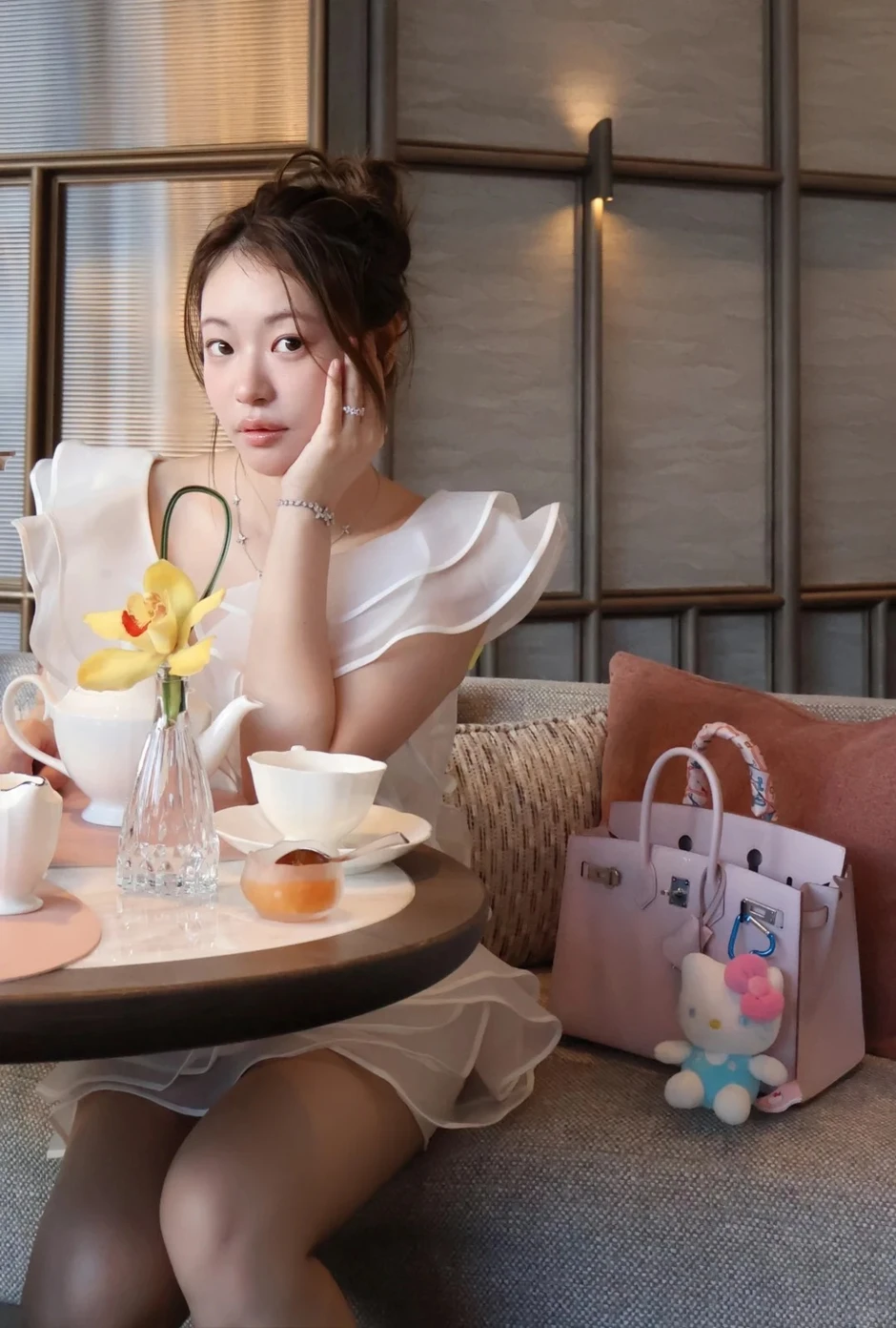 Tại sao người giàu mua chiếc túi vài tỷ nhưng chẳng đeo lần nào? Tại sao người giàu mua chiếc túi vài tỷ nhưng chẳng đeo lần nào?