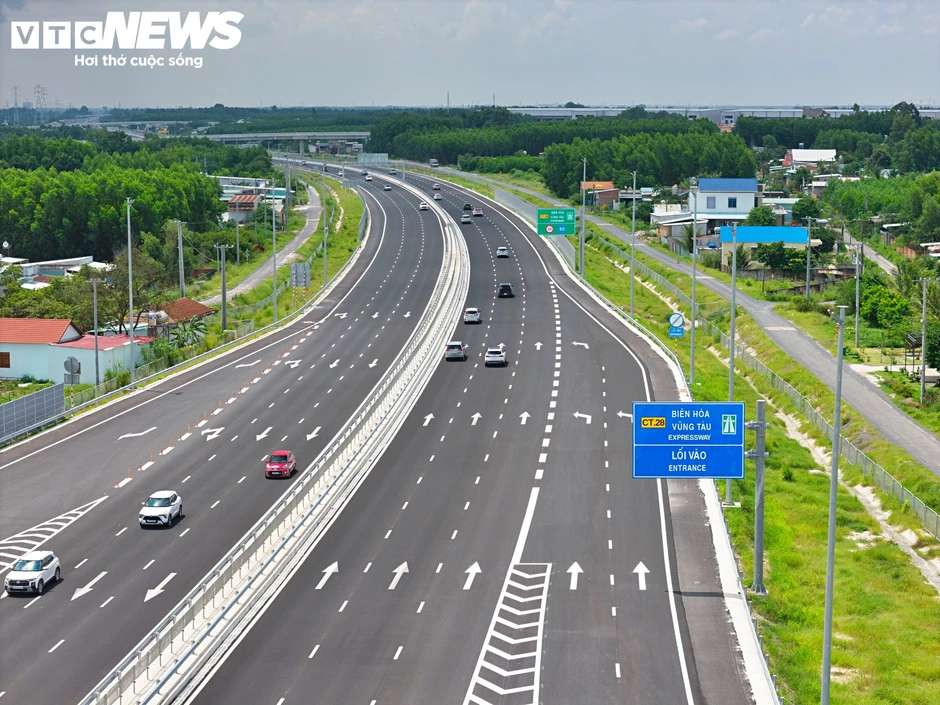 Tăng tốc thi công siêu nút giao 2 cao tốc kết nối với sân bay Long Thành Tăng tốc thi công siêu nút giao 2 cao tốc kết nối với sân bay Long Thành