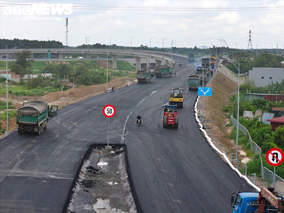 Tăng tốc thi công siêu nút giao 2 cao tốc kết nối với sân bay Long Thành Tăng tốc thi công siêu nút giao 2 cao tốc kết nối với sân bay Long Thành