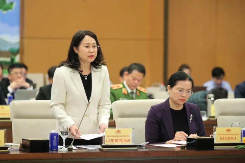 Tập trung tuyên truyền, khẳng định cuộc bầu cử thực sự là ngày hội của toàn dân Tập trung tuyên truyền, khẳng định cuộc bầu cử thực sự là ngày hội của toàn dân