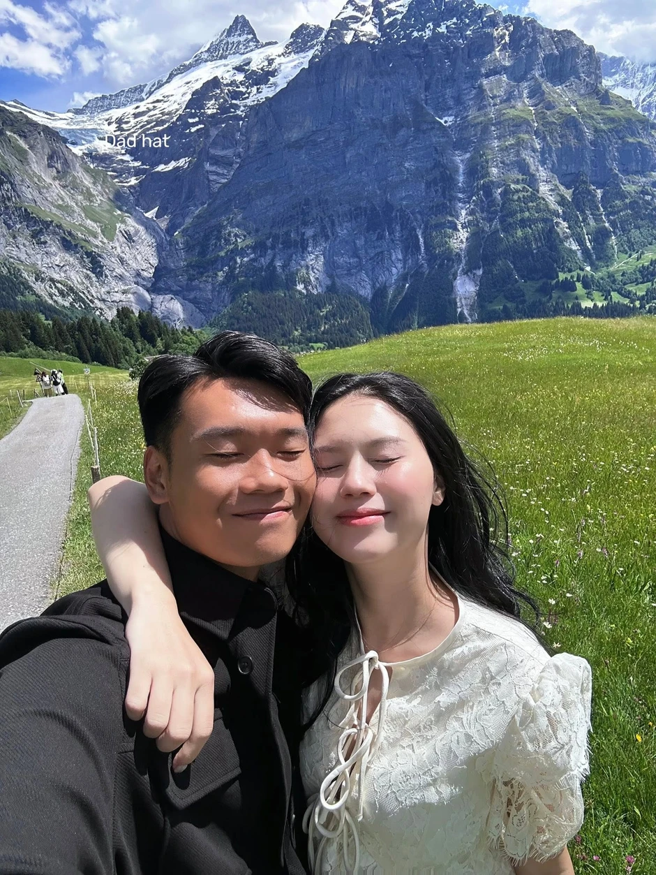 Thành Chung đưa vợ đẹp đi du lịch Thành Chung đưa vợ đẹp đi du lịch