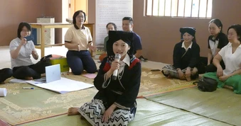 Thành công với 'chữ Nôm Dao may mắn'