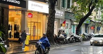 Thời tiết ngày 20/4: Bắc Bộ nhiều nơi có mưa rào và dông, Nam Bộ có nơi nắng nóng