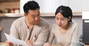 Thu nhập 42 triệu mỗi tháng mà hỏi đến tiền thì vợ bảo "nhà làm gì còn đồng nào": Chết điếng vì một khoản chi không ngờ đến