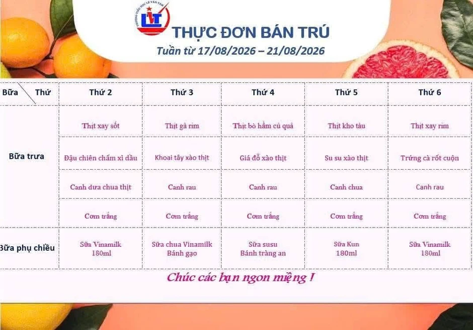 Thực đơn công khai và bữa cơm bán trú thực tế khác hẳn nhau, một trường Tiểu học phải lên bài xin lỗi phụ huynh Thực đơn công khai và bữa cơm bán trú thực tế khác hẳn nhau, một trường Tiểu học phải lên bài xin lỗi phụ huynh
