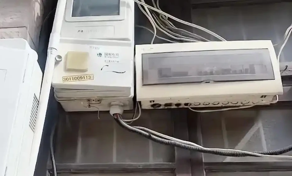 Thuê trọ 6 năm mới phát hiện đã trả thừa cho chủ nhà hơn 600 triệu đồng tiền điện Thuê trọ 6 năm mới phát hiện đã trả thừa cho chủ nhà hơn 600 triệu đồng tiền điện