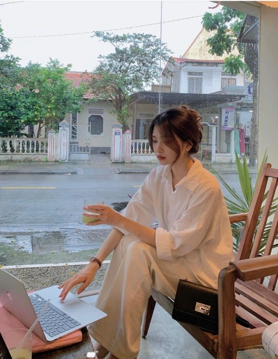 Tiết kiệm không có nghĩa là sống kham khổ: Tôi vẫn chi mạnh cho 3 thứ này để cuộc sống dễ chịu hơn Tiết kiệm không có nghĩa là sống kham khổ: Tôi vẫn chi mạnh cho 3 thứ này để cuộc sống dễ chịu hơn