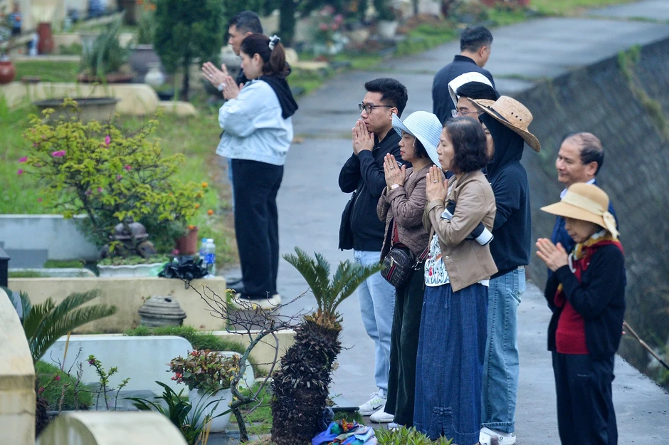 Tiết Thanh minh: Vì sao người Việt chỉ tảo mộ, không du xuân như Trung Quốc? Tiết Thanh minh: Vì sao người Việt chỉ tảo mộ, không du xuân như Trung Quốc?