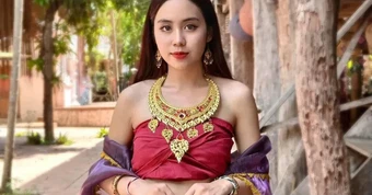 Tình hình hiện tại của cô gái người Lào nổi tiếng nhất Việt Nam