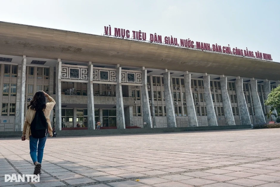 Toà nhà tráng lệ, nguy nga bậc nhất Hà Nội xưa, nay không còn dấu vết Toà nhà tráng lệ, nguy nga bậc nhất Hà Nội xưa, nay không còn dấu vết