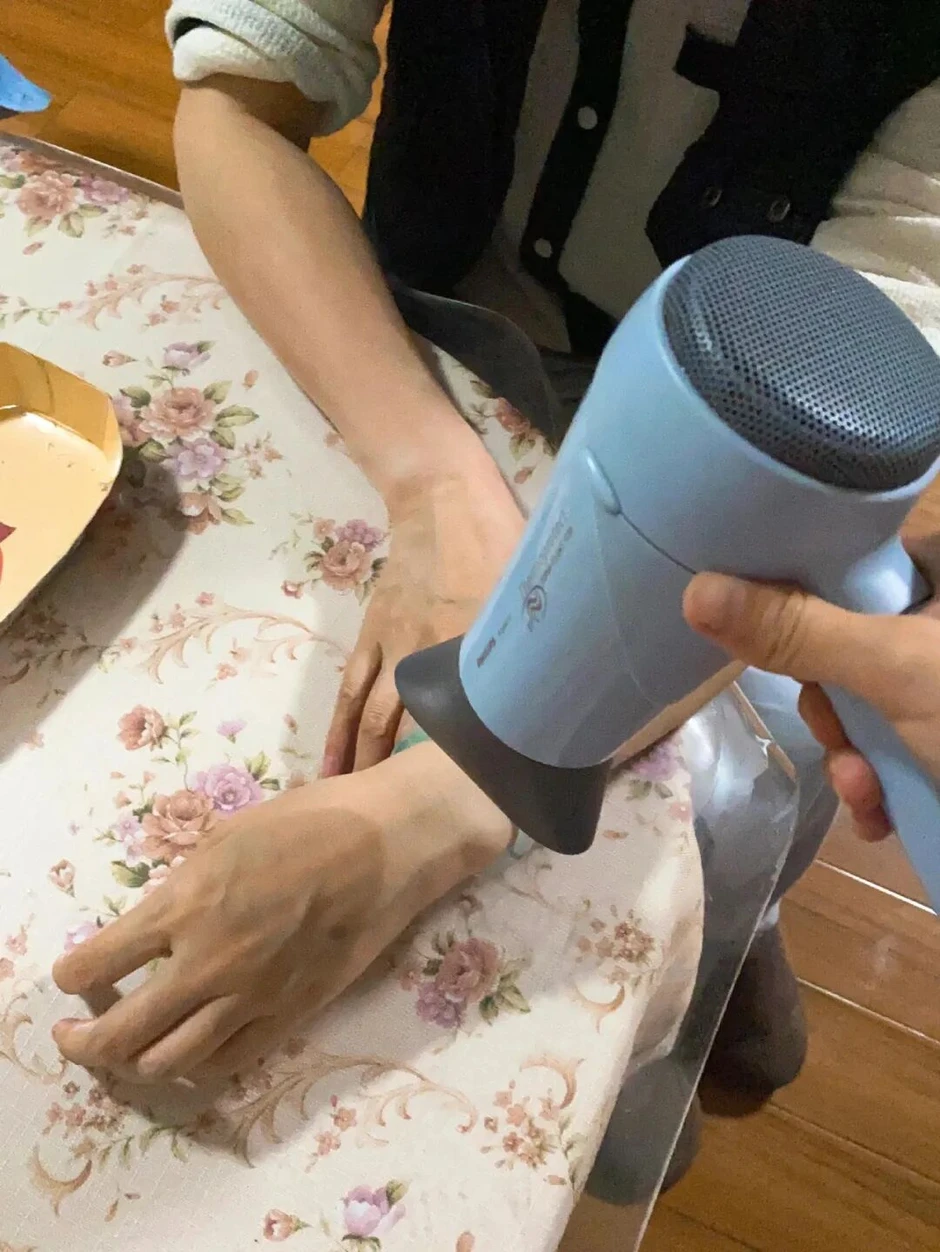 Tôi học được 8 mẹo bếp “không tốn 1 đồng” từ mẹ và nhận ra tiết kiệm đôi khi bắt đầu từ những điều rất nhỏ Tôi học được 8 mẹo bếp “không tốn 1 đồng” từ mẹ và nhận ra tiết kiệm đôi khi bắt đầu từ những điều rất nhỏ