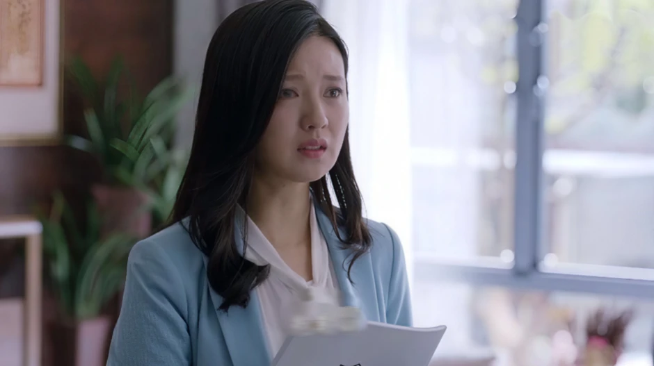 Tôi sắp lên chức giám đốc thì mẹ chồng liên tục xúi con trai ly hôn, bà còn tuyên bố: "Loại vợ này giữ lại làm gì!" Tôi sắp lên chức giám đốc thì mẹ chồng liên tục xúi con trai ly hôn, bà còn tuyên bố: "Loại vợ này giữ lại làm gì!"
