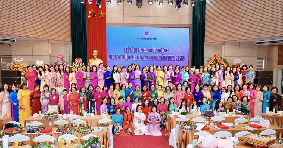 Tôn vinh 44 nữ trí thức Việt Nam tiêu biểu trong các lĩnh vực Tôn vinh 44 nữ trí thức Việt Nam tiêu biểu trong các lĩnh vực