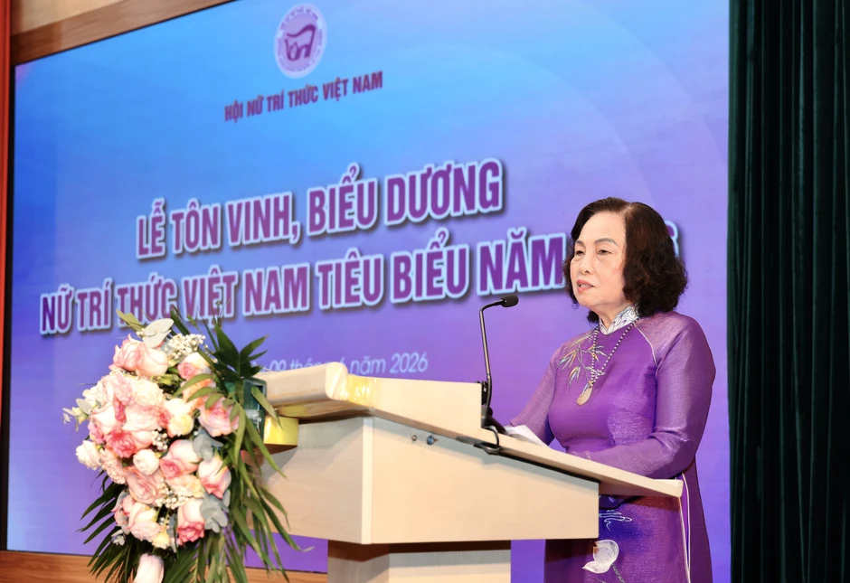 Tôn vinh 44 nữ trí thức Việt Nam tiêu biểu trong các lĩnh vực Tôn vinh 44 nữ trí thức Việt Nam tiêu biểu trong các lĩnh vực