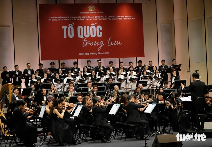 Tổng Bí thư, Chủ tịch nước Tô Lâm dự chương trình văn nghệ 'Tổ quốc trong tim' Tổng Bí thư, Chủ tịch nước Tô Lâm dự chương trình văn nghệ 'Tổ quốc trong tim'