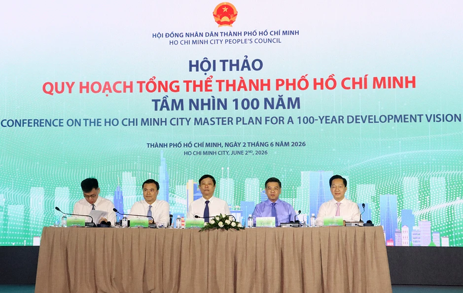 TP.HCM lấy ý kiến chuyên gia về quy hoạch siêu đô thị với tầm nhìn 100 năm TP.HCM lấy ý kiến chuyên gia về quy hoạch siêu đô thị với tầm nhìn 100 năm