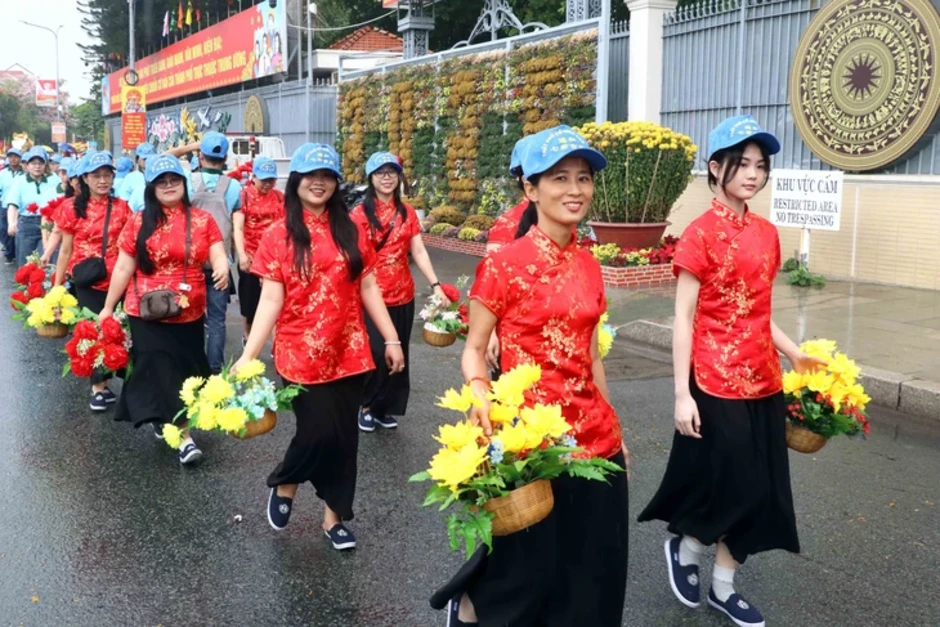 Trẩy hội chùa Ông Trẩy hội chùa Ông