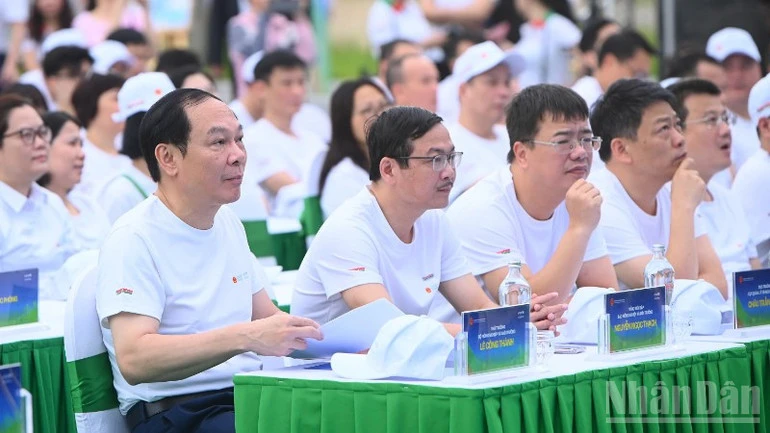Trẻ em, thanh niên chung tay hành động vì không khí sạch và tương lai bền vững Trẻ em, thanh niên chung tay hành động vì không khí sạch và tương lai bền vững