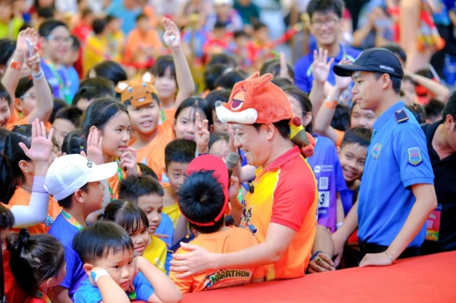 Trường Giang lần thứ tư liên tiếp đồng hành Kun runners Huế - Báo TinVina Trường Giang lần thứ tư liên tiếp đồng hành Kun runners Huế - Báo TinVina