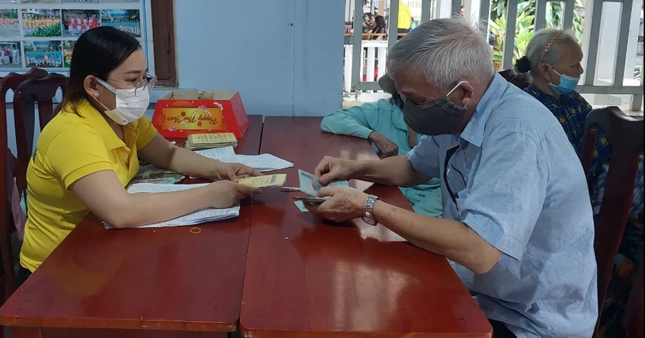 Từ 5/10/2026, người từ đủ 60 đến dưới 75 tuổi được hưởng 810.000 đồng/tháng trong trường hợp nào?