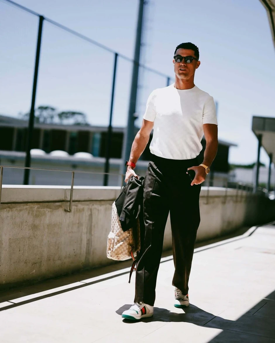 Từ cậu bé nghèo đến tỷ phú thể thao, Cristiano Ronaldo giàu đến mức nào? Từ cậu bé nghèo đến tỷ phú thể thao, Cristiano Ronaldo giàu đến mức nào?