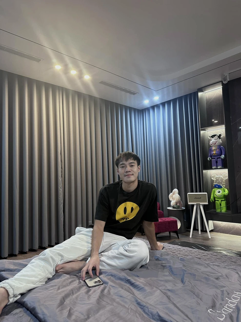 Tuổi 30, Văn Toàn có gì? Tuổi 30, Văn Toàn có gì?