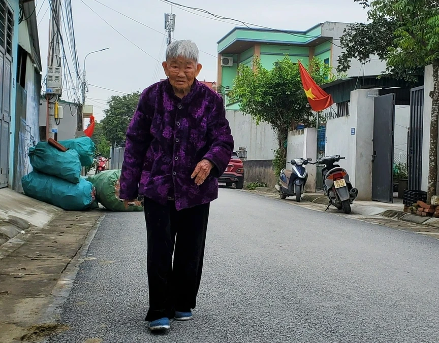 Tuổi thọ 74,7 và sống khỏe 65,4 năm: Chi phí chăm sóc người cao tuổi Tuổi thọ 74,7 và sống khỏe 65,4 năm: Chi phí chăm sóc người cao tuổi