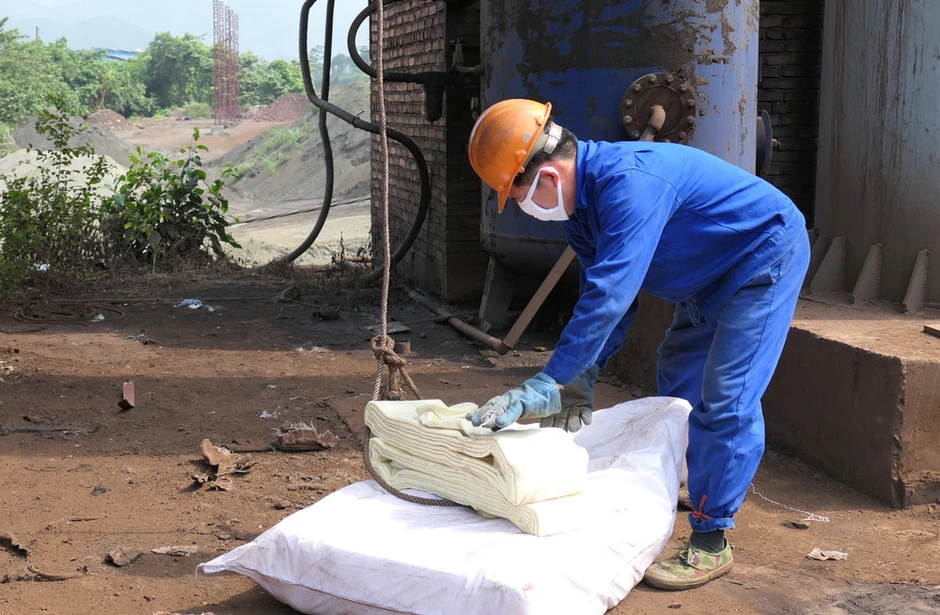 Tuyên Quang khắc phục sự cố phát tán khói bụi tại Khu công nghiệp Bình Vàng Tuyên Quang khắc phục sự cố phát tán khói bụi tại Khu công nghiệp Bình Vàng