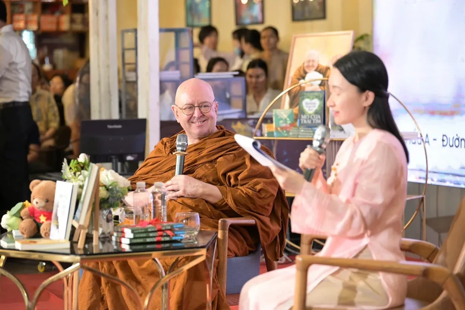 Văn hóa đọc tại TP Hồ Chí Minh: Từ không gian sách đến đô thị tri thức Văn hóa đọc tại TP Hồ Chí Minh: Từ không gian sách đến đô thị tri thức