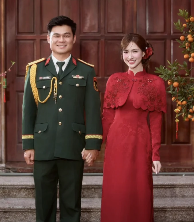 Văn Toàn dõng dạc tuyên bố thời điểm cưới vợ, còn trùng với đám cưới Hoà Minzy? Văn Toàn dõng dạc tuyên bố thời điểm cưới vợ, còn trùng với đám cưới Hoà Minzy?