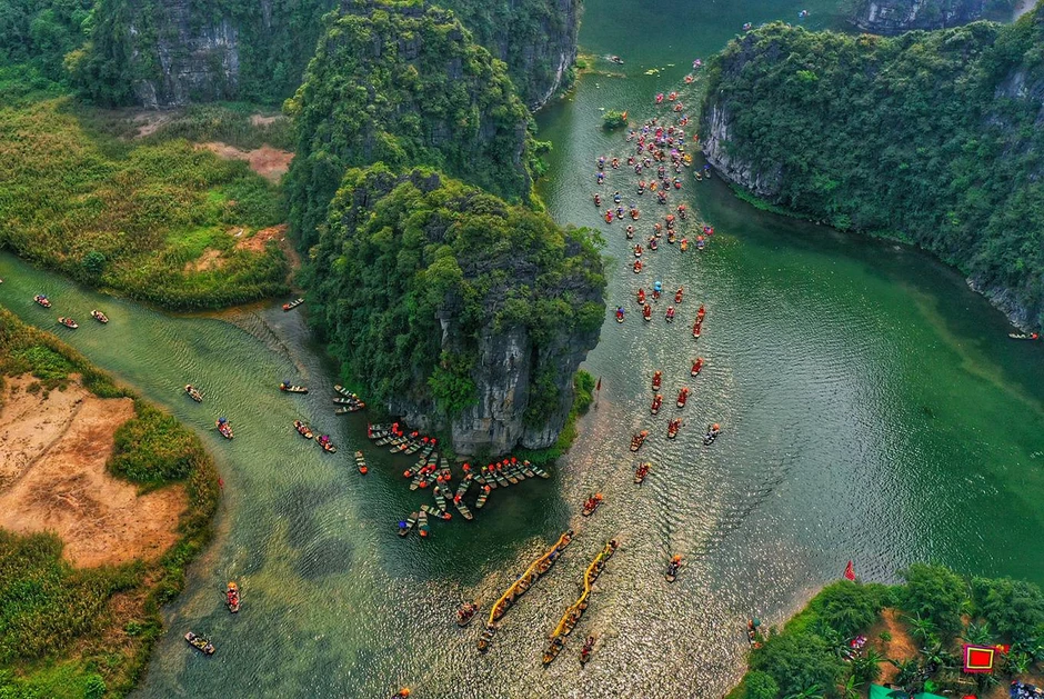 Vì sao du khách dặn nhau đừng nên đi chuyến đò cuối ở Tràng An? Vì sao du khách dặn nhau đừng nên đi chuyến đò cuối ở Tràng An?