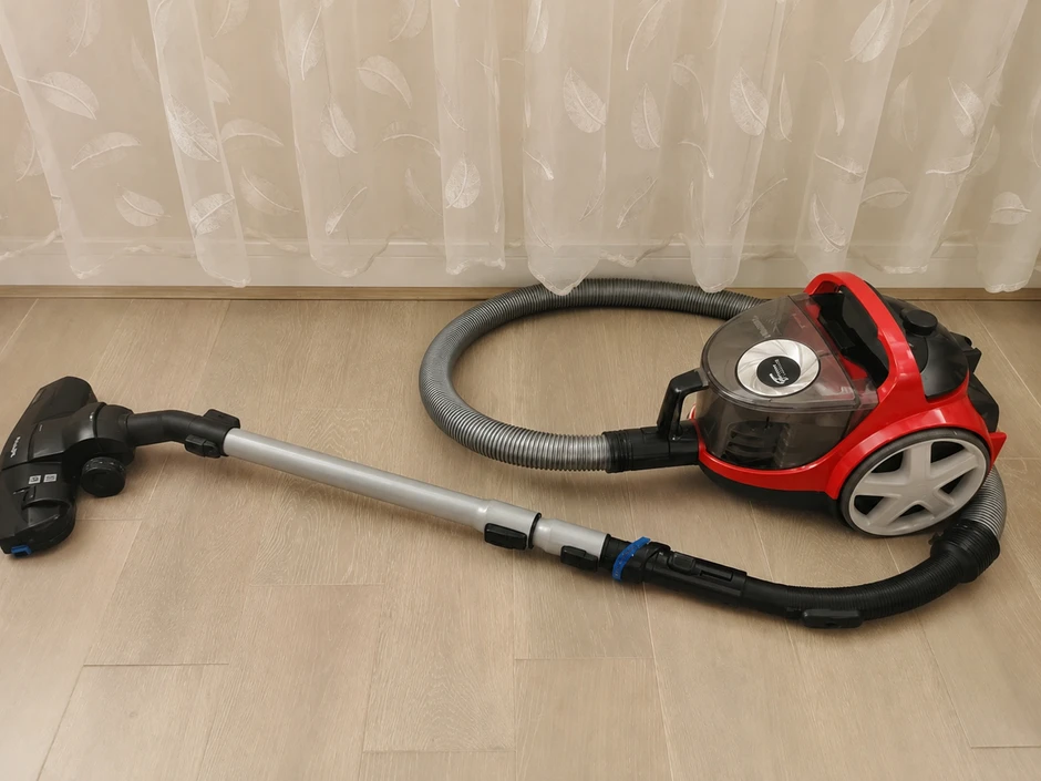 Vì sao máy hút bụi truyền thống không còn phổ biến?