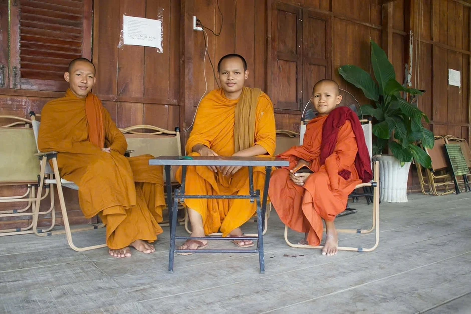 Vị sư U40 mang gương mặt như học sinh, nhiều người tìm xin bí quyết Vị sư U40 mang gương mặt như học sinh, nhiều người tìm xin bí quyết