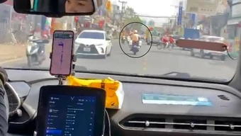 Việc ân nghĩa trên đường và lời cảm ơn chưa kịp nói