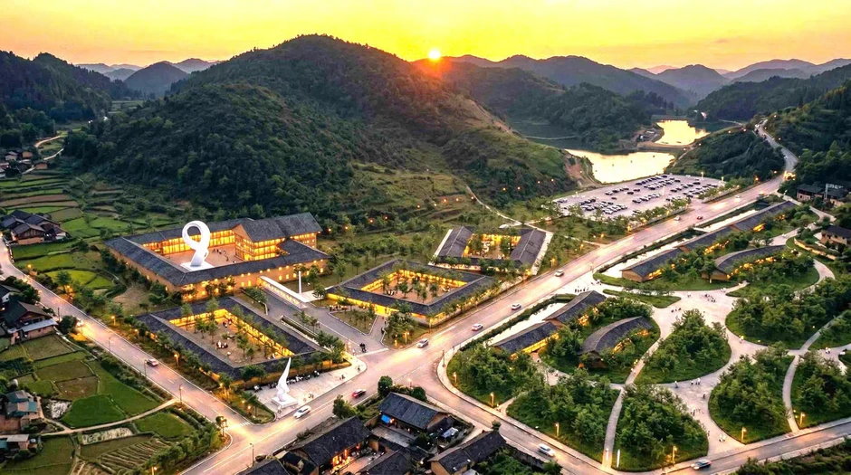 Việt Nam sắp có công trình đưa du khách lên độ cao gần 1.700m giữa Tây Bắc: vốn đầu tư hơn 2.000 tỷ đồng, rút hành trình 4 giờ xuống chỉ còn 15 phút Việt Nam sắp có công trình đưa du khách lên độ cao gần 1.700m giữa Tây Bắc: vốn đầu tư hơn 2.000 tỷ đồng, rút hành trình 4 giờ xuống chỉ còn 15 phút