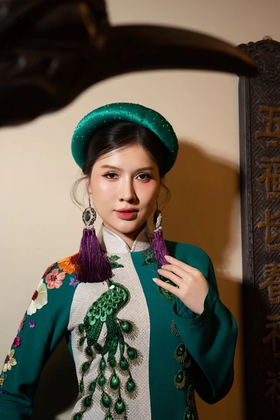 Viết tiếp câu chuyện về áo dài trong dòng chảy văn hóa đương đại Viết tiếp câu chuyện về áo dài trong dòng chảy văn hóa đương đại