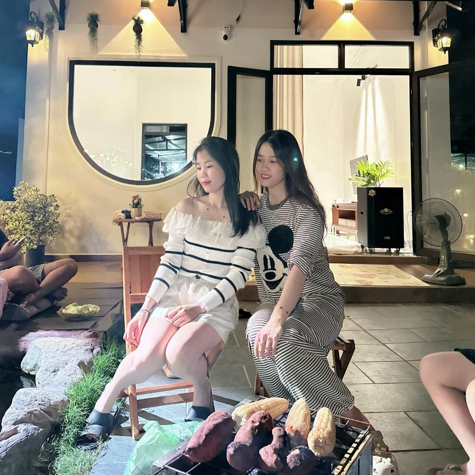 Vợ chồng Hải Phòng chi 300 triệu sửa nhà cấp 4: Khách đến thích ngồi ngoài Vợ chồng Hải Phòng chi 300 triệu sửa nhà cấp 4: Khách đến thích ngồi ngoài