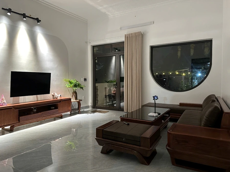 Vợ chồng Hải Phòng chi 300 triệu sửa nhà cấp 4: Khách đến thích ngồi ngoài Vợ chồng Hải Phòng chi 300 triệu sửa nhà cấp 4: Khách đến thích ngồi ngoài