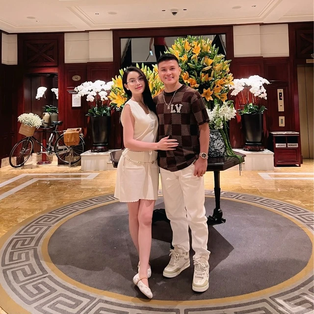 Vợ Quang Hải trước kiếm tiền tỷ, tình hình hiện tại thế nào? Vợ Quang Hải trước kiếm tiền tỷ, tình hình hiện tại thế nào?