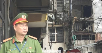 Vụ cháy khiến 5 người tử vong ở Hà Nội: Các nạn nhân là họ hàng, 2 người quen đến ở nhờ trong thời gian chữa bệnh