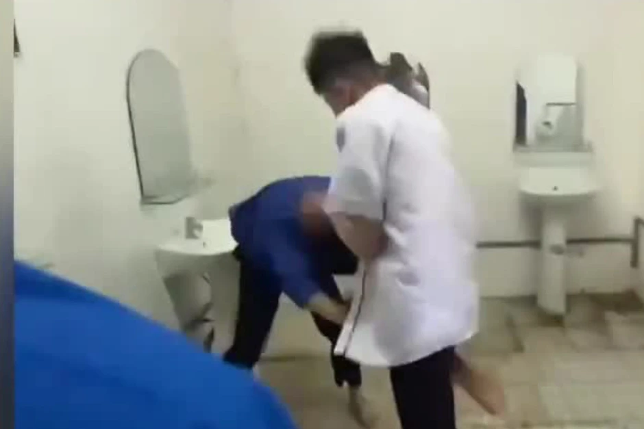 Vụ nam sinh lớp 12 bị đánh gãy xương mũi: Yêu cầu xử lý vụ việc theo nguyên tắc 6 rõ