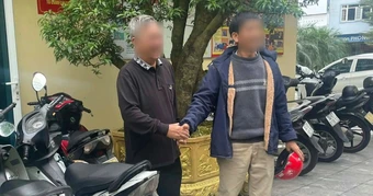 Vụ nhầm xe máy của nhau 7 ngày mới biết: Tình huống bi hài ở chợ hoa