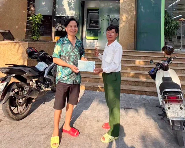 Vụ nhân viên quán thịt dê cầm điếu cày đuổi đánh nam thanh niên: Quyết định của chủ nhà hàng Vụ nhân viên quán thịt dê cầm điếu cày đuổi đánh nam thanh niên: Quyết định của chủ nhà hàng